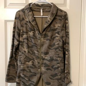 Mud Mur Small Camo hi-lo zip up